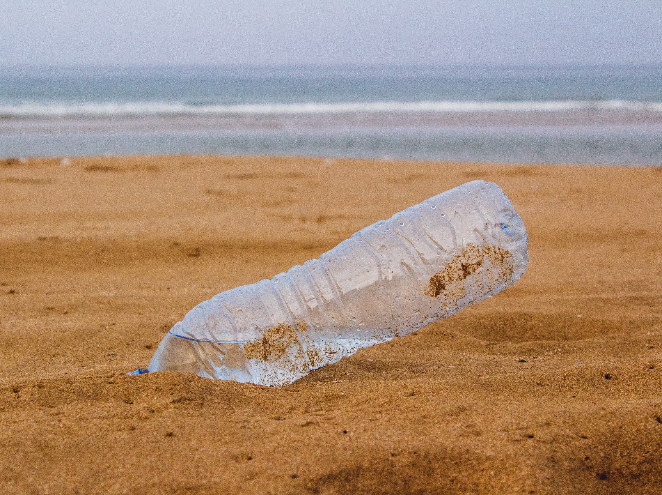 EP komitetas – už drastišką plastikinių šiukšlių mažinimą